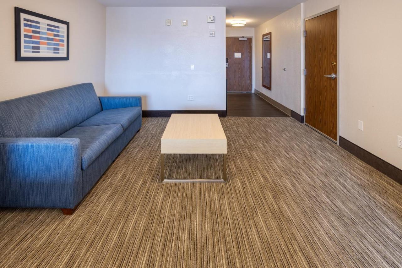 Holiday Inn Express Hotel & Suites Salisbury - Delmar By Ihg Exterior foto