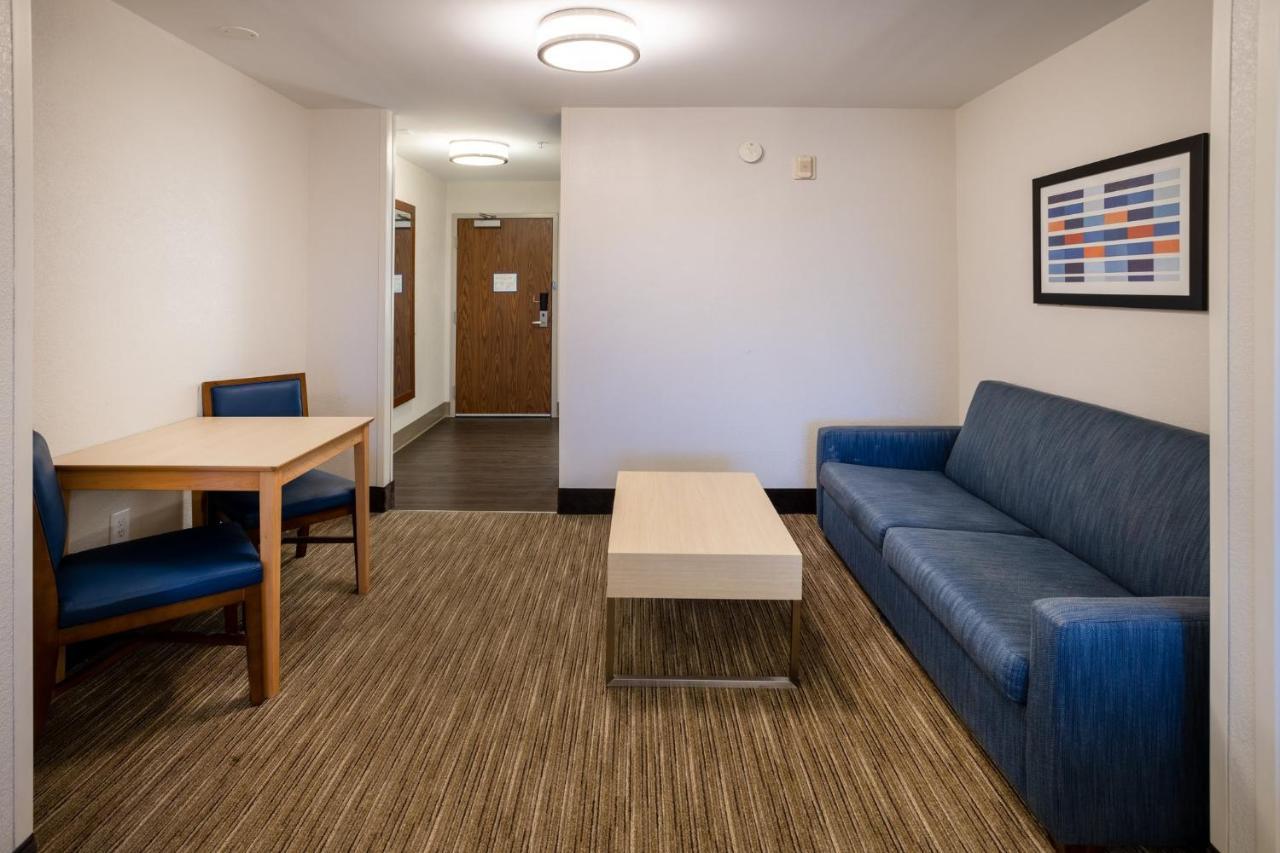 Holiday Inn Express Hotel & Suites Salisbury - Delmar By Ihg Exterior foto
